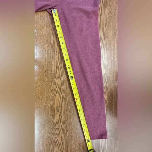 Like New Vuori Rise and Shine Leggings - Picture 8 of 9